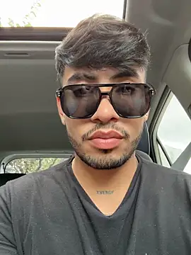 tom thick online show from 11.04.25