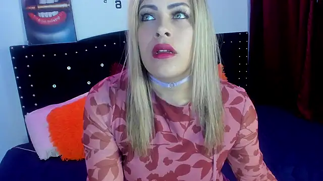 Natalia Montoya online show from 02.04.25