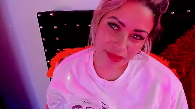 Natalia Montoya online show from 02.10.25