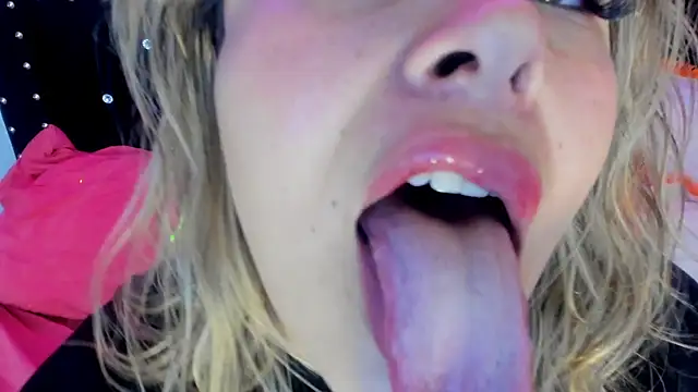 Natalia Montoya online show from 03.15.25