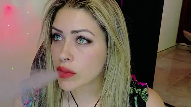 Natalia Montoya online show from 11.30.25