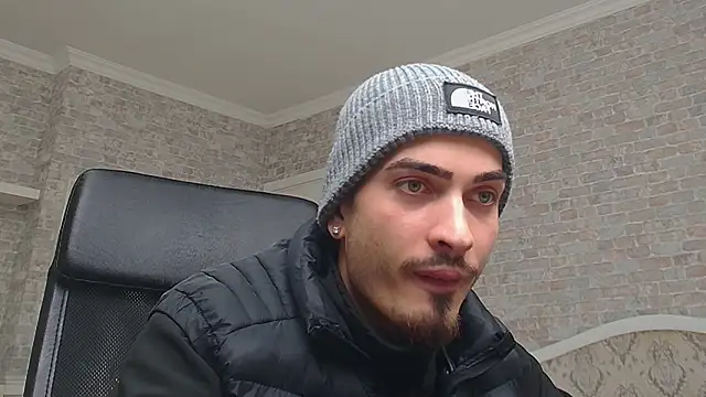 Snapshot of BrandonTate chatting on 02.11.25 BrandonTate online show from 02.11.25