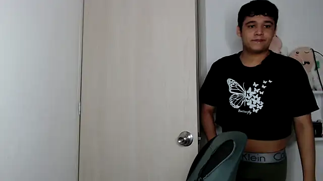 kaiine190 online show from 10.24.25