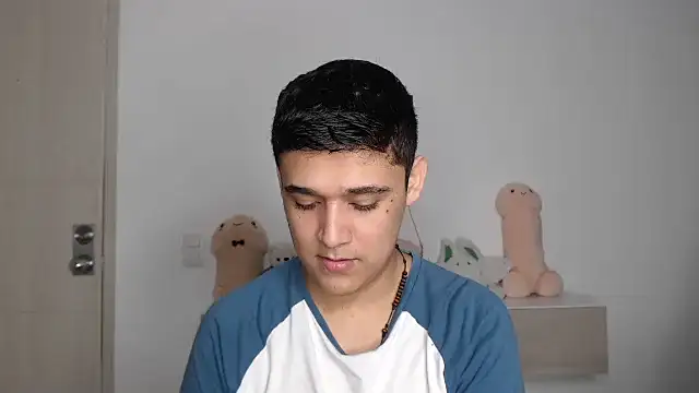 kaiine190 online show from 11.26.25