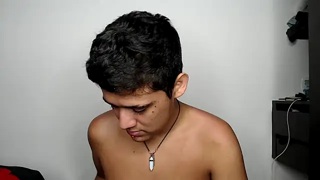 kaiine190 online show from 04.22.26