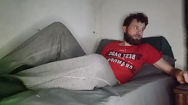 Snapshot of Talenjames4 chatting on 09.12.25 Talenjames4 online show from 09.12.25