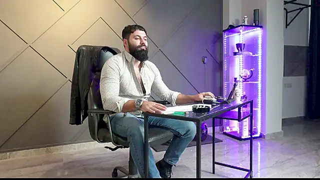 mattmasterss online show from 12.15.24