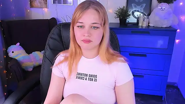 AlicePopsy online show from 10.25.25