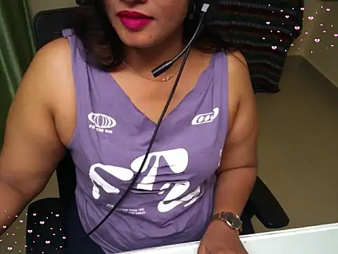 Snapshot of Arushisingh8888 chatting on 11.08.25 Arushisingh8888 online show from 11.08.25