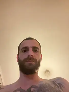 Snapshot of Antonio_Vatooo chatting on 12.15.24 Antonio Vatooo online show from 12.15.24