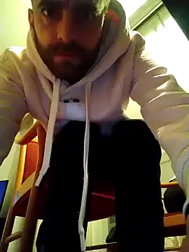 Snapshot of Antonio_Vatooo chatting on 01.18.25 Antonio Vatooo online show from 01.18.25