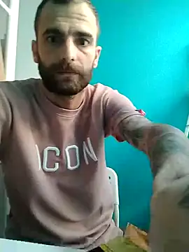 Snapshot of Antonio_Vatooo chatting on 01.23.25 Antonio Vatooo online show from 01.23.25