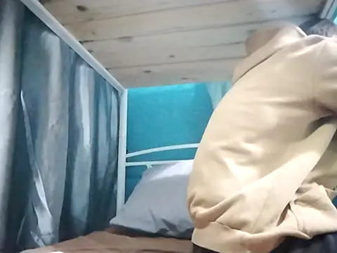 Snapshot of Antonio_Vatooo chatting on 02.23.25 Antonio Vatooo online show from 02.23.25