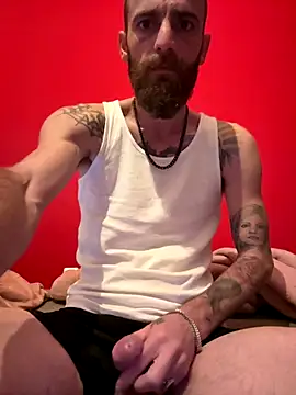 Snapshot of Antonio_Vatooo chatting on 12.05.25 Antonio Vatooo online show from 12.05.25