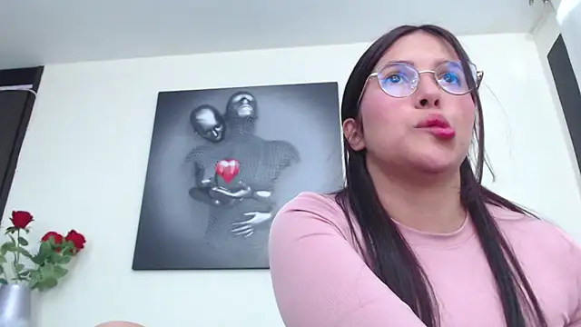Snapshot of KatrinaRolan chatting on 03.21.26 KatrinaRolan online show from 03.21.26