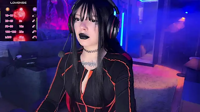 Eva-miller1 online show from 11.03.25