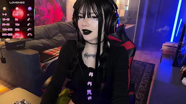 Eva-miller1 online show from 11.07.25