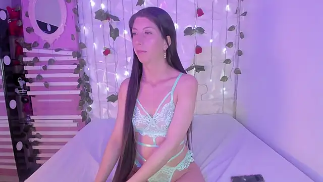 Megannklein online show from 03.12.25