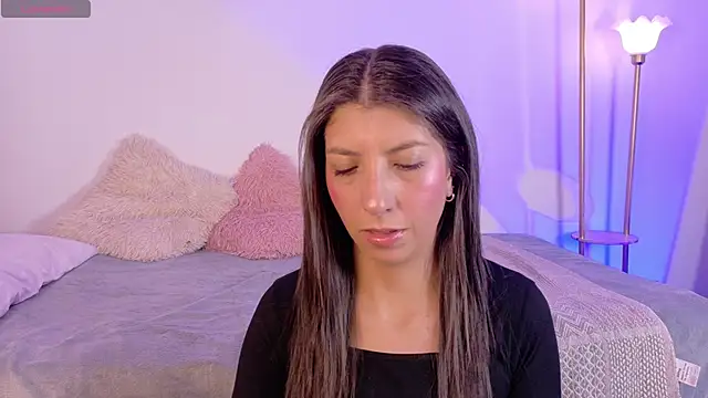 Megannklein online show from 04.16.26