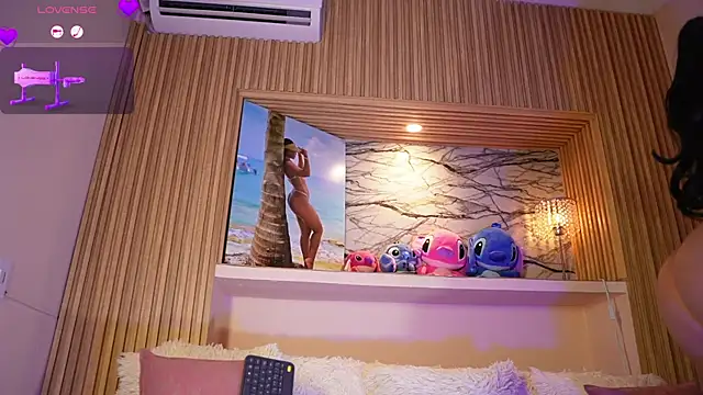 adri crof online show from 11.12.25