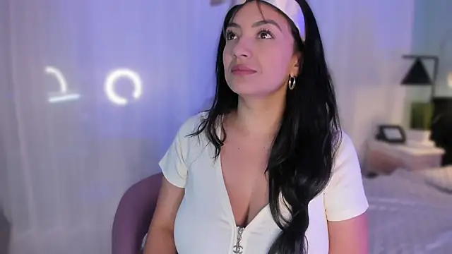 Snapshot of EvaaStevens chatting on 03.13.25 EvaaStevens online show from 03.13.25