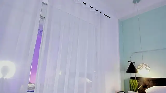Snapshot of EvaaStevens chatting on 03.22.25 EvaaStevens online show from 03.22.25