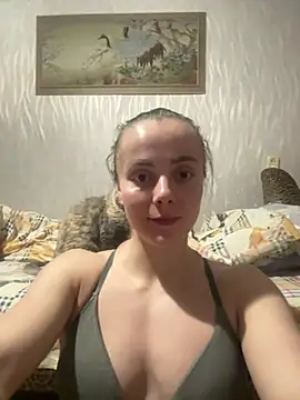 Snapshot of AlisaKissss chatting on 02.23.25 AlisaKissss online show from 02.23.25