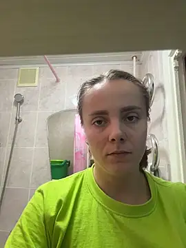 Snapshot of AlisaKissss chatting on 12.23.25 AlisaKissss online show from 12.23.25