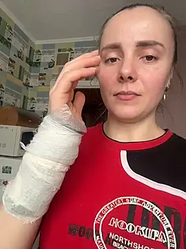 Snapshot of AlisaKissss chatting on 02.08.26 AlisaKissss online show from 02.08.26