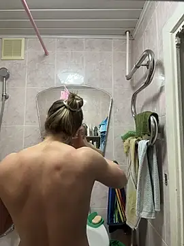 Snapshot of AlisaKissss chatting on 02.14.26 AlisaKissss online show from 02.14.26