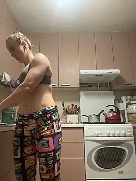 Snapshot of AlisaKissss chatting on 02.15.26 AlisaKissss online show from 02.15.26