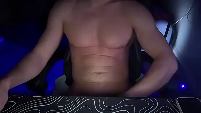 Snapshot of KinkyPlayerrr chatting on 11.30.25 KinkyPlayerrr online show from 11.30.25