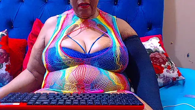 ebonycandy10 online show from 11.21.25