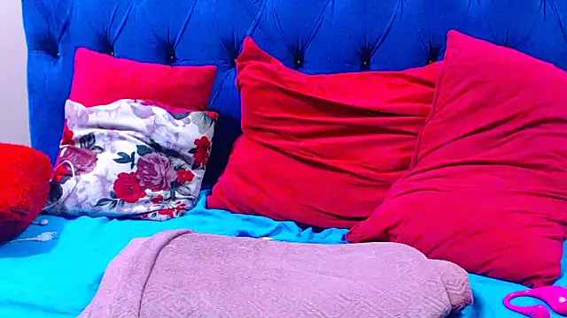 ebonycandy10 online show from 04.18.26