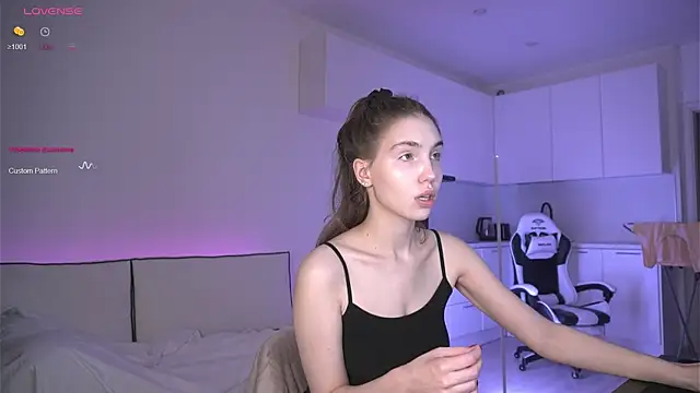 haileyishere online show from 06.05.26