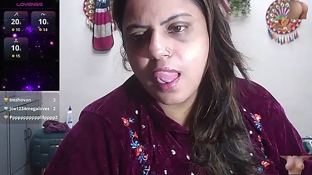 Snapshot of Sexy_komolika chatting on 10.04.25 Sexy komolika online show from 10.04.25