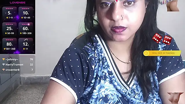 Snapshot of Sexy_komolika chatting on 10.26.25 Sexy komolika online show from 10.26.25