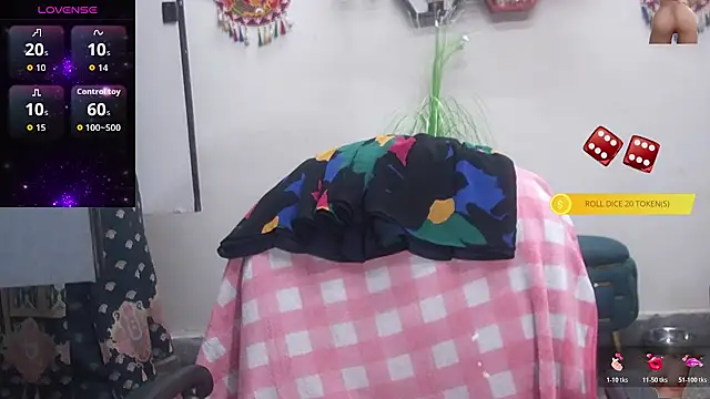 Snapshot of Sexy_komolika chatting on 11.01.25 Sexy komolika online show from 11.01.25