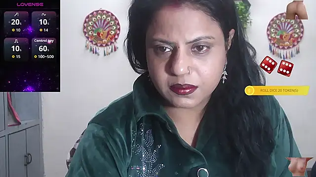 Snapshot of Sexy_komolika chatting on 11.17.25 Sexy komolika online show from 11.17.25