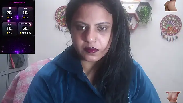 Snapshot of Sexy_komolika chatting on 11.24.25 Sexy komolika online show from 11.24.25