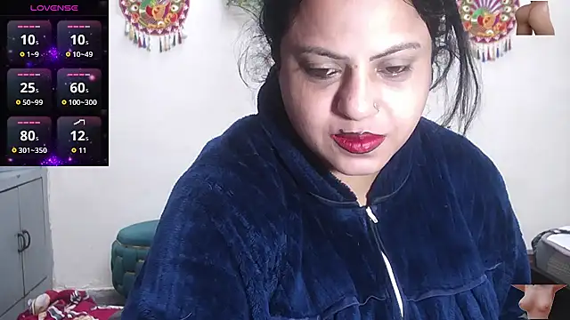 Snapshot of Sexy_komolika chatting on 12.03.25 Sexy komolika online show from 12.03.25