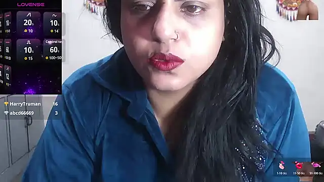 Snapshot of Sexy_komolika chatting on 12.05.25 Sexy komolika online show from 12.05.25