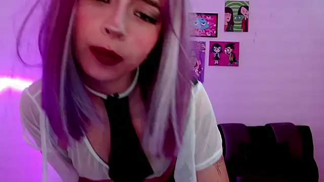 Snapshot of Kind_Scarlett chatting on 01.23.25 Kind Scarlett online show from 01.23.25