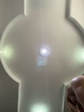 Snapshot of emiss_ chatting on 11.09.25 emiss online show from 11.09.25