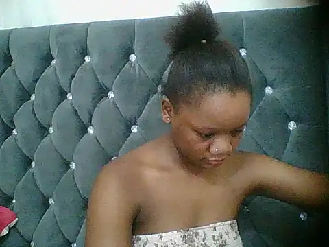 HotJeylee online show from 12.19.25