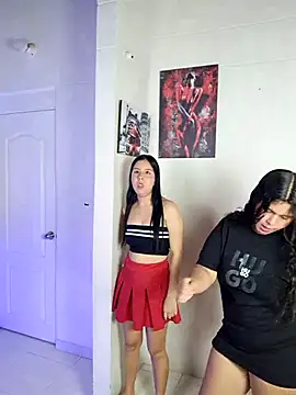 Snapshot of royalgirls_x chatting on 02.17.26 royalgirls x online show from 02.17.26