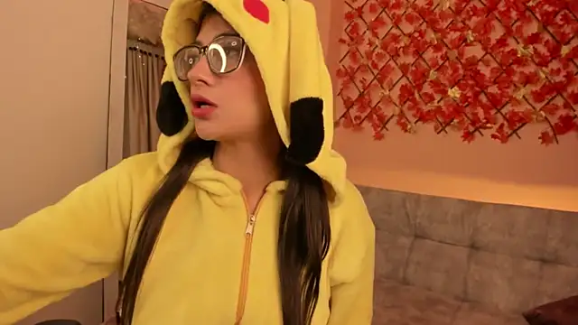 Sweet Candies online show from 02.18.25