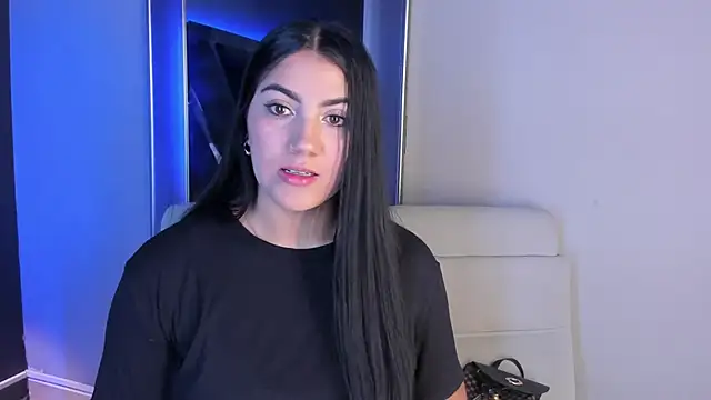 PaulinaDuarte online show from 10.13.25