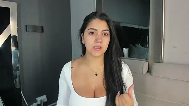PaulinaDuarte online show from 04.16.26