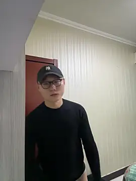 Snapshot of Eric246 chatting on 02.24.26 Eric246 online show from 02.24.26